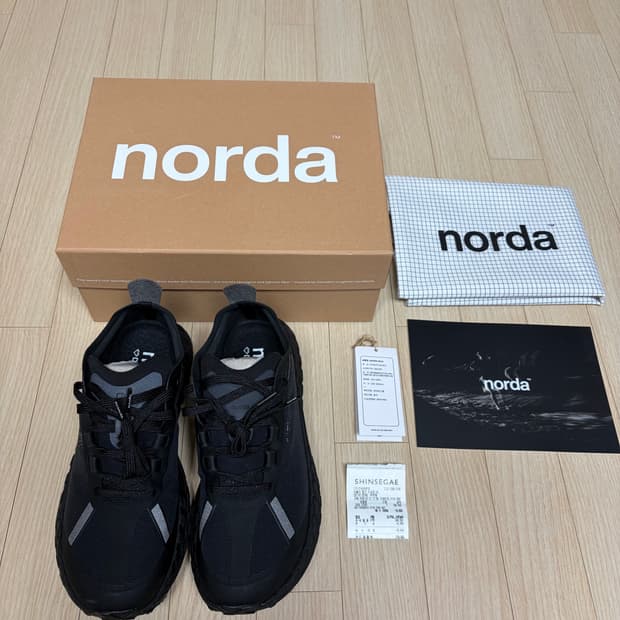 노다 Norda 001A / 스텔스 블랙 / 270 / 새상품