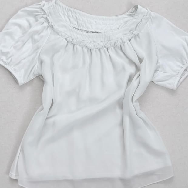프릴 블라우스 소매 퍼프 Frill blouse