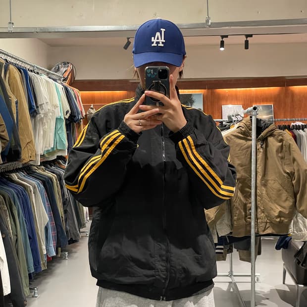 아디다스 올드스쿨 바람막이 자켓  