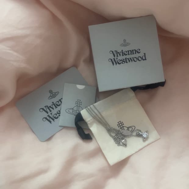 비비안웨스트우드 목걸이