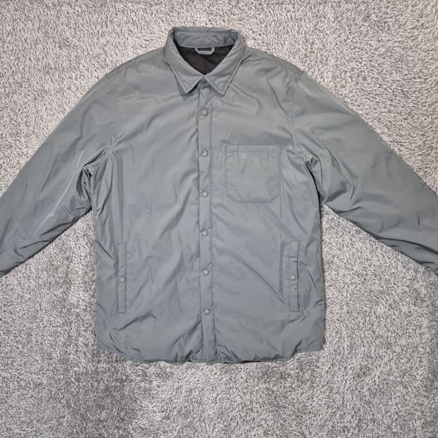 지오다노 남성 오버핏 경량 패딩 셔켓 L