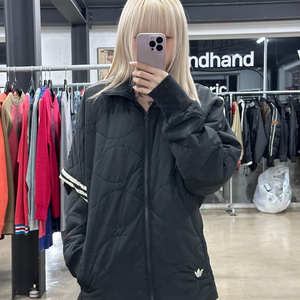 아디다스 뉴클래식 퀄티트 패딩 자켓