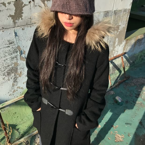 블랙 퍼  더플 코트