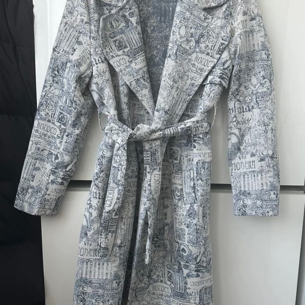 JOLEEN 패턴 롱 코트