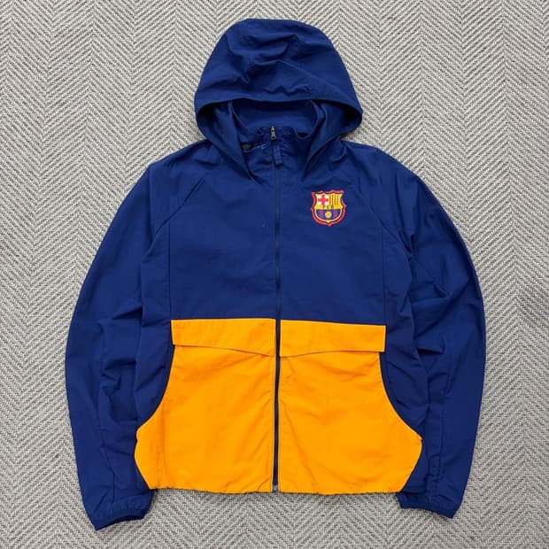 나이키 바르셀로나 배색 바람막이 v2027