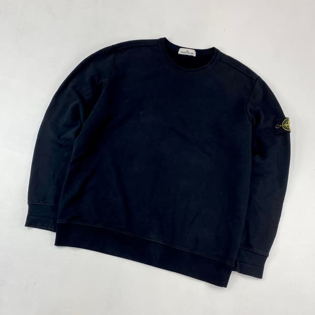 스톤아일랜드 와펜 블랙 맨투맨 (110)