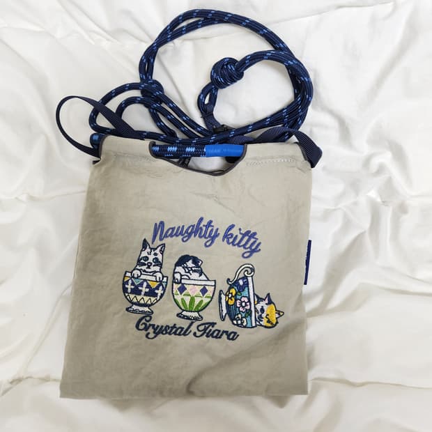 모리걸 빈티지 고양이 미니 크로스백 가방