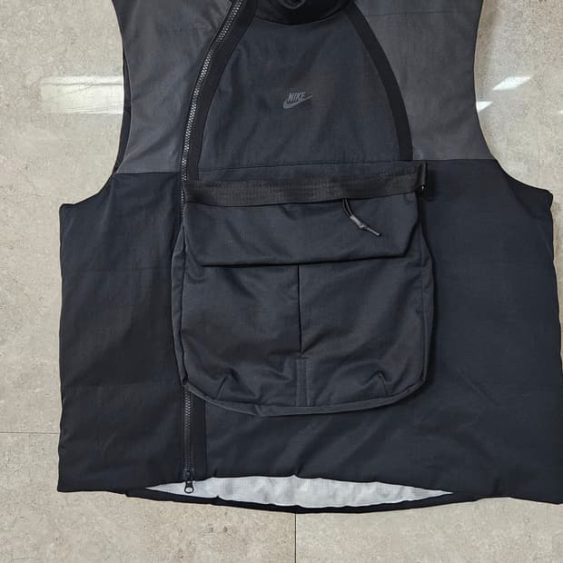 나이키 써마핏 테크팩 인슐레이티드 베스트 