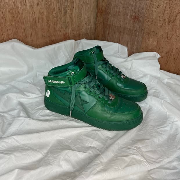 베이프 베이프 스타 미드 벨크로 레더 스니커즈