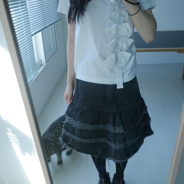 느와르 케이 니노미야 리본 티셔츠