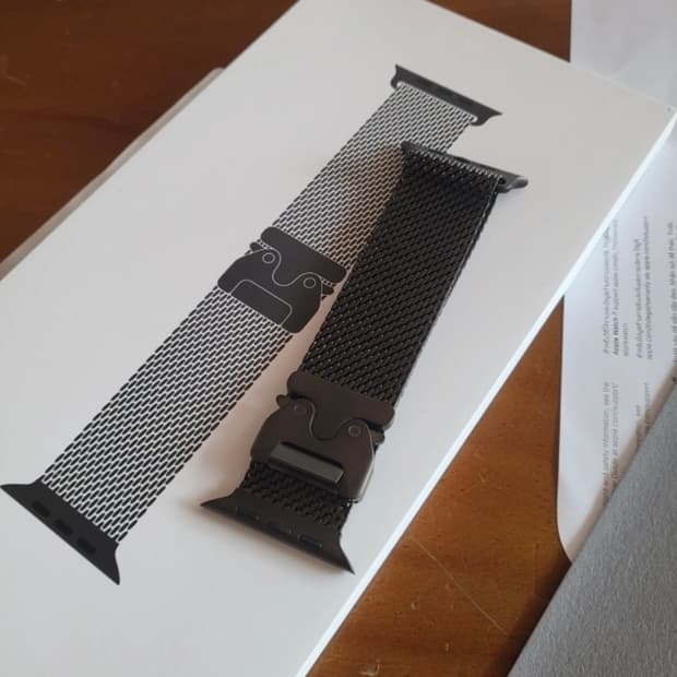 애플워치 스트랩 49mm 블랙 티타늄 밀레니즈 루프