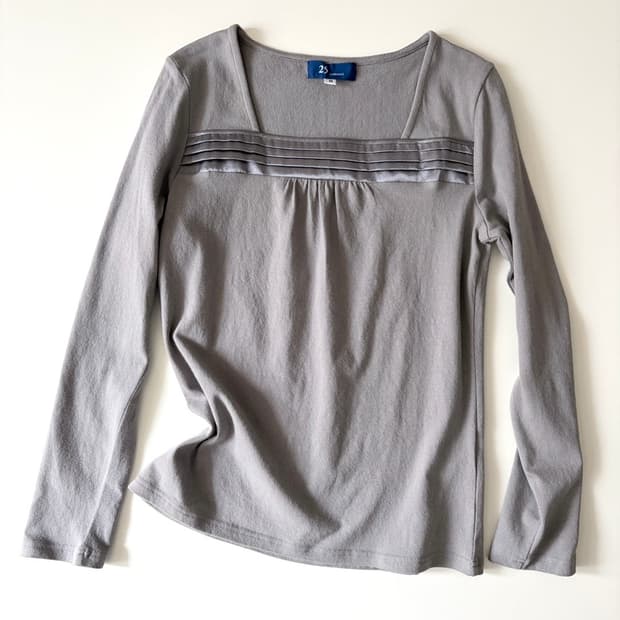 square neck long sleeve top