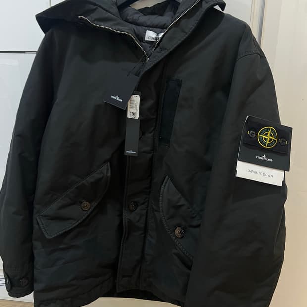 23fw 스톤아일랜드 다비드tc 패딩 2xl (새상품급,한정판)
