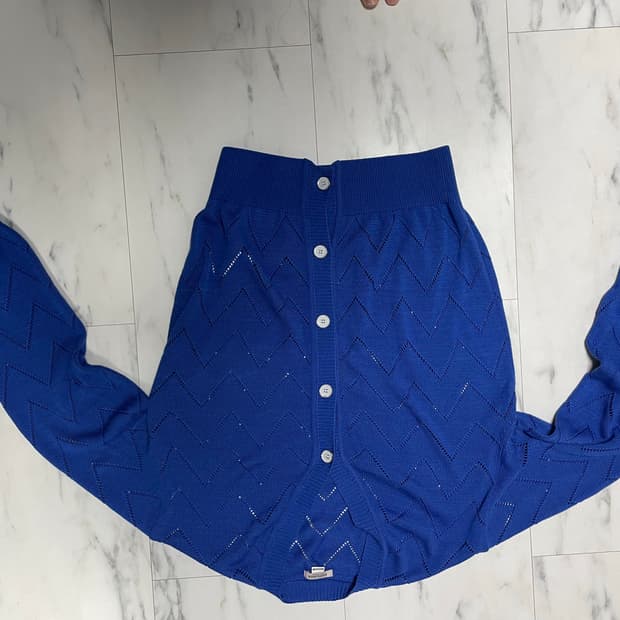 이스트로그 22콤브 가디건 블루