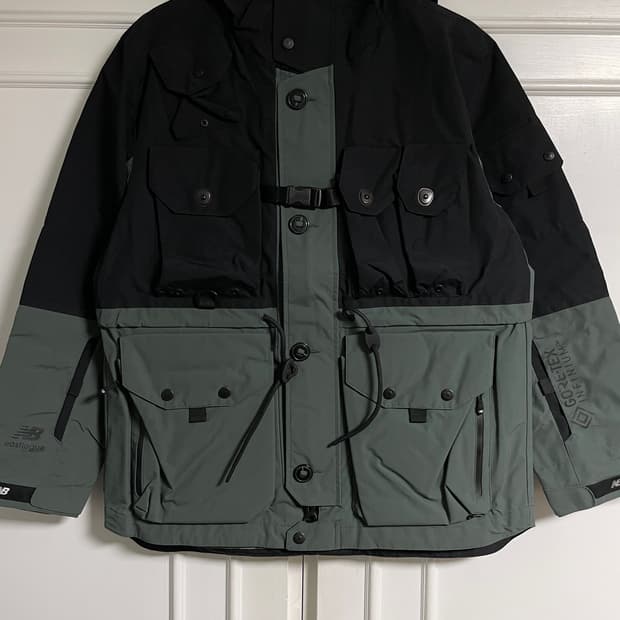 EASTLOGUE New Balance Ranger Parka Mix L