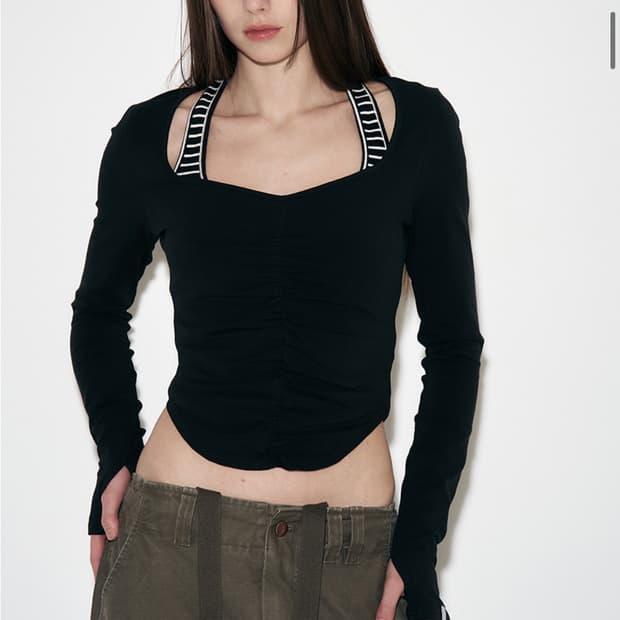 플리즈노팔로우 Darlin shirring Long Sleeve top