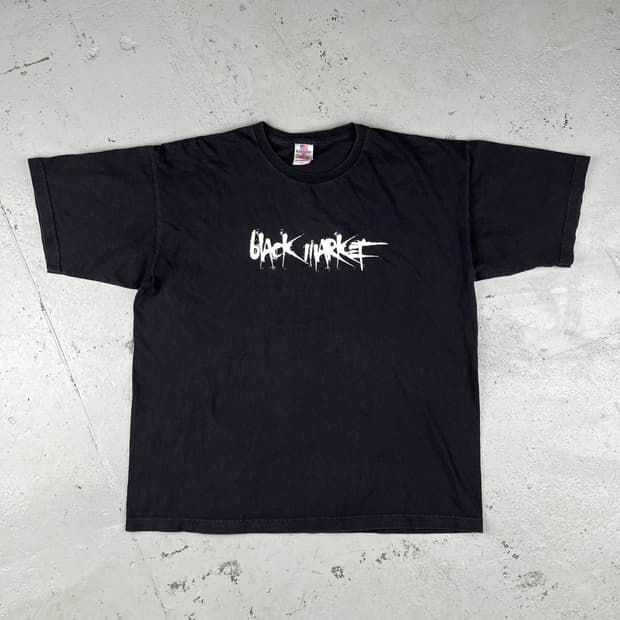 Black Market La Mort et le Malheureux 반팔