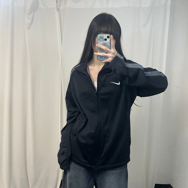 Nike swoosh black jersey