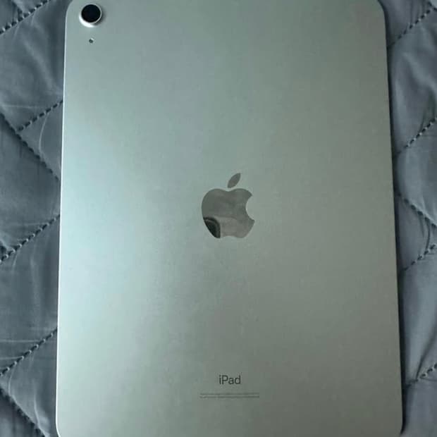 아이패드10세대 64기가 