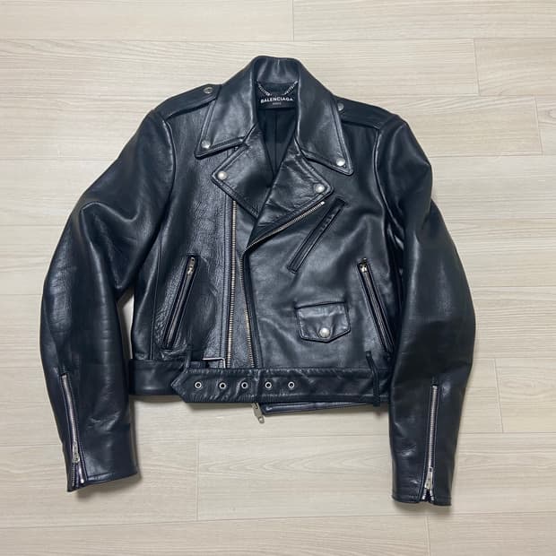 48 발렌시아가 fw16 크롭 레더 가죽 라이더 자켓