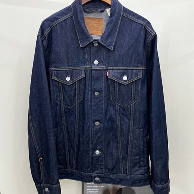 LEVI'S (XL)