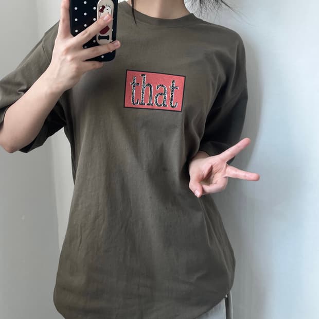 Thisisneverthat 디스이스네버댓 카키 티셔츠