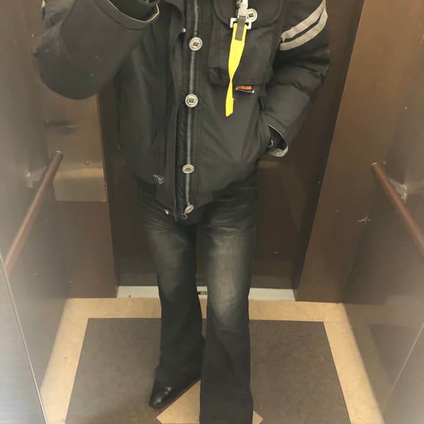 파라점퍼스 트라이브 한정판 매우급처.. M size