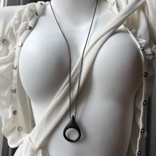 Vintage Black Loop necklace