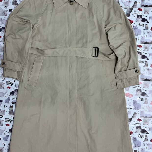 026. Trench coat