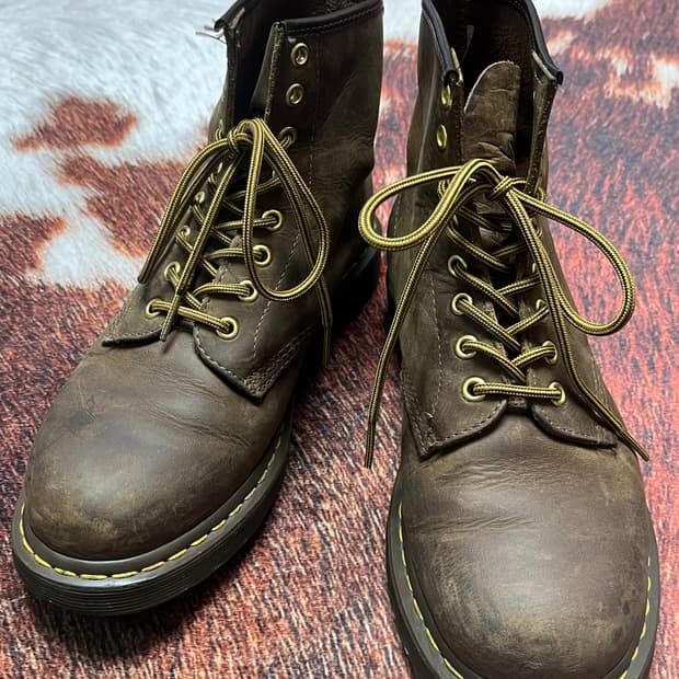 [260] 닥터마틴 1460 크레이지호스 8홀 워커 부츠