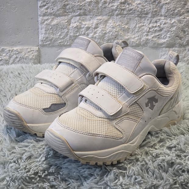 3q-20:데상트 S7129LCR90 여성 벨크로 트레일 스니커즈(240