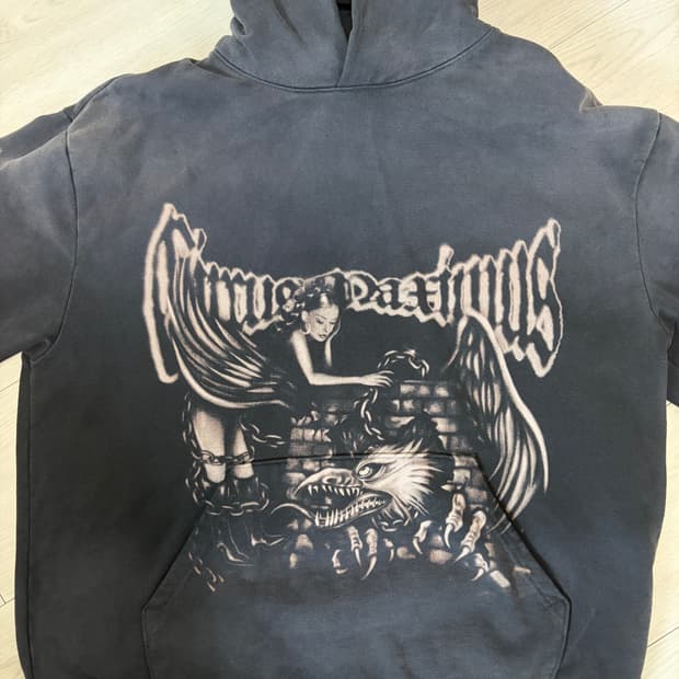 트래비스스캇 내한 굿즈 후드티 xl