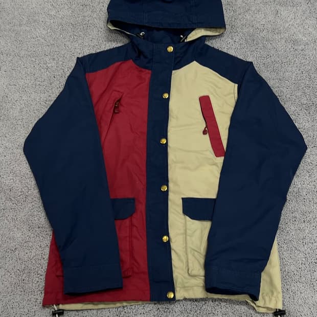 (90) 노스페이스 화이트라벨 바람막이