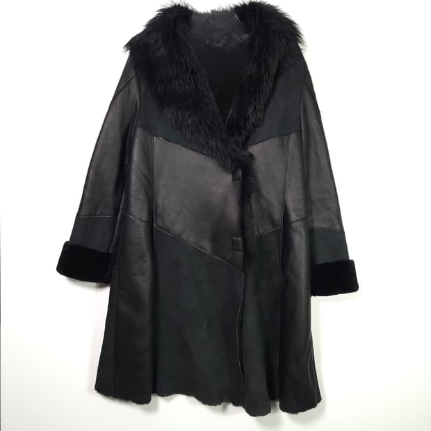 DEMOO PARKCHOONMOO 무스탕 코트