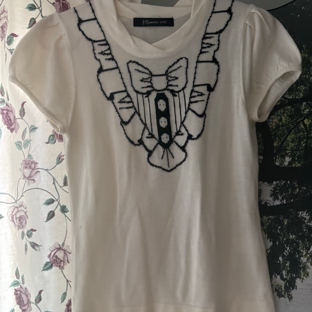 리본 프린트 니트 반팔 퍼프 여리핏 포인트