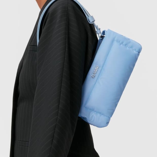 가니 (Ganni) 바게트백