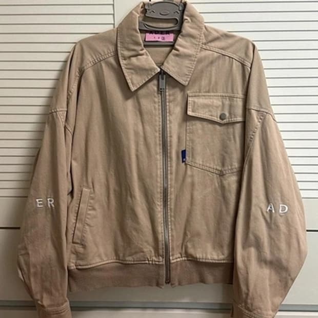 A3] 아더에러 ash line

jacket blue | 카멜