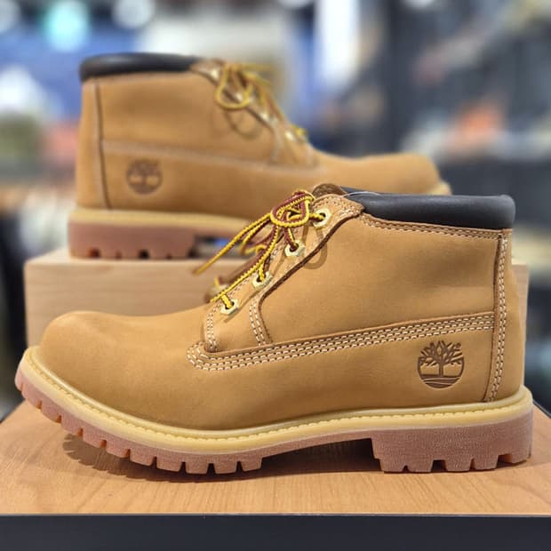 팀버랜드 여성 넬리 워터프루프 추카부츠 250