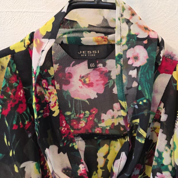 제시뉴욕 플라워 패턴 블라우스