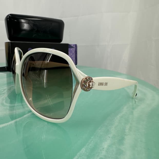 [새상품 무료배송] Made In Italy 안나수이 선글라스