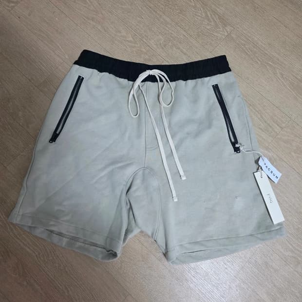 FOG 피어오브갓 에센셜 x 팩선 드로스트링 지퍼 쇼츠 반바지 하프팬츠