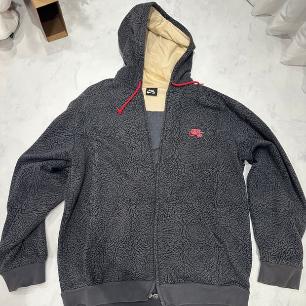 나이키 코끼리(시멘트) 패턴 후드집업 XL 사이즈
