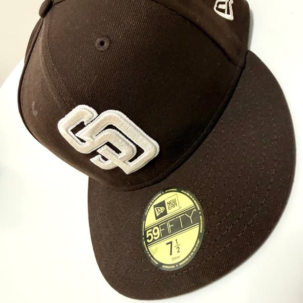 뉴에라 MLb 스냅백 캡모자 브라운