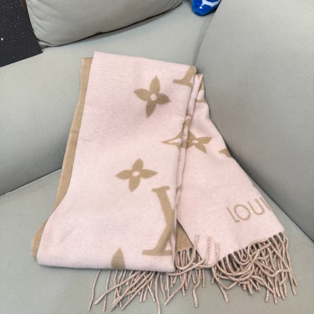 루이비통 모노그램 레이캬비크 스카프 머플러