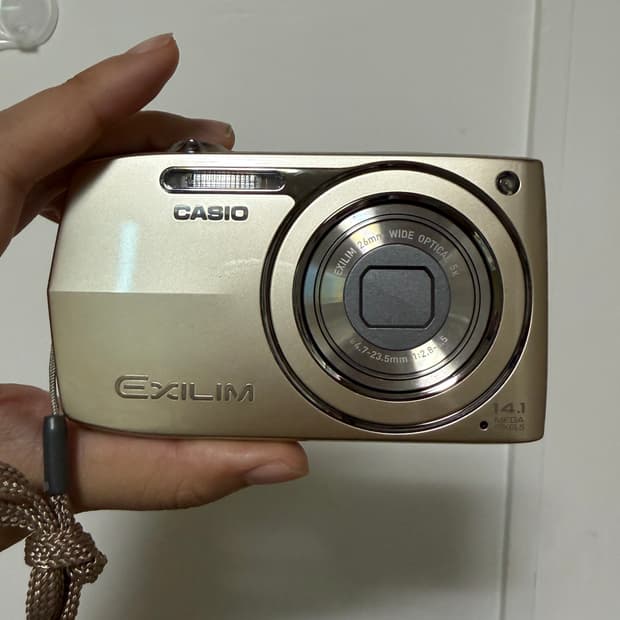 카시오 엑슬림 z2300 exilim z2300 골드