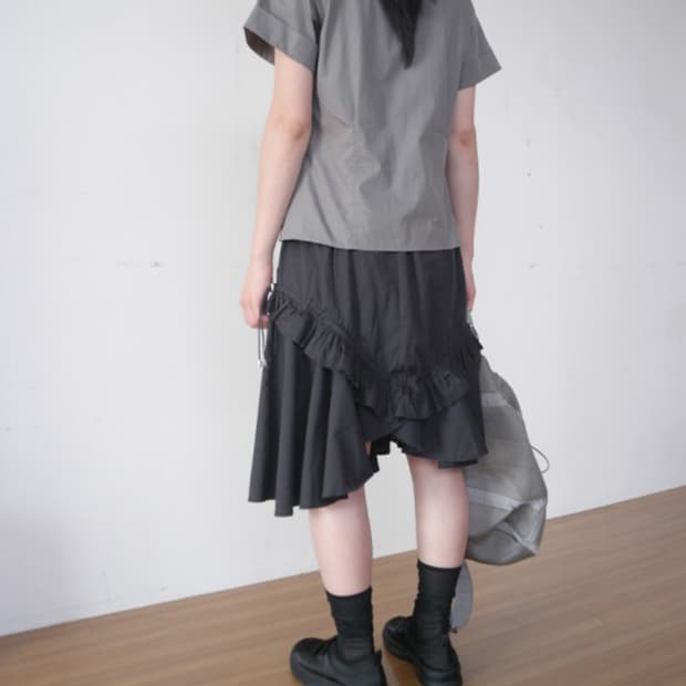 unbalance midi frill skirt (charcoal)