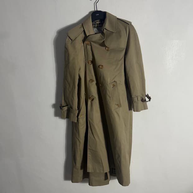 아쿠아스큐텀 롱 트렌치 코트