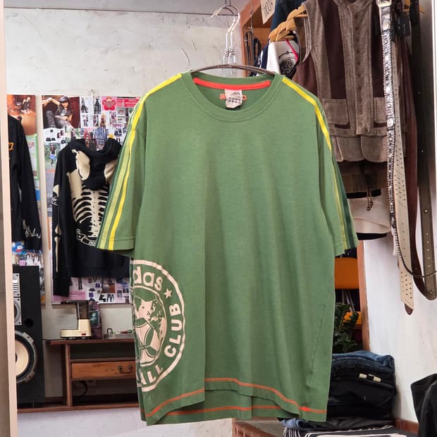 아디다스 그린 사이드라인 풋볼 반팔