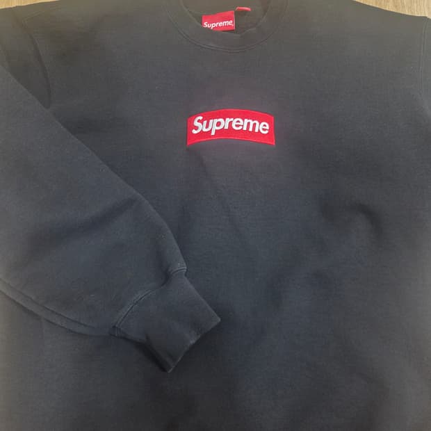 슈프림 박스로고 크루넥 블랙 - 22FW