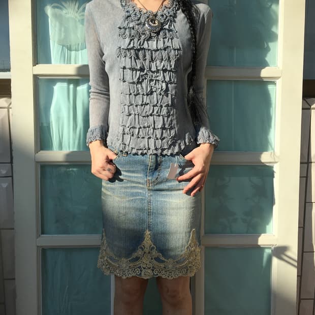 Lace frill point knit